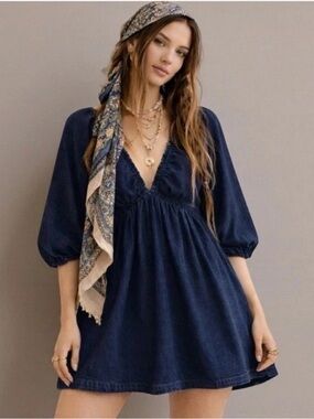 Free People Navy Deep V-Neck Mini Dress size Small # 1282